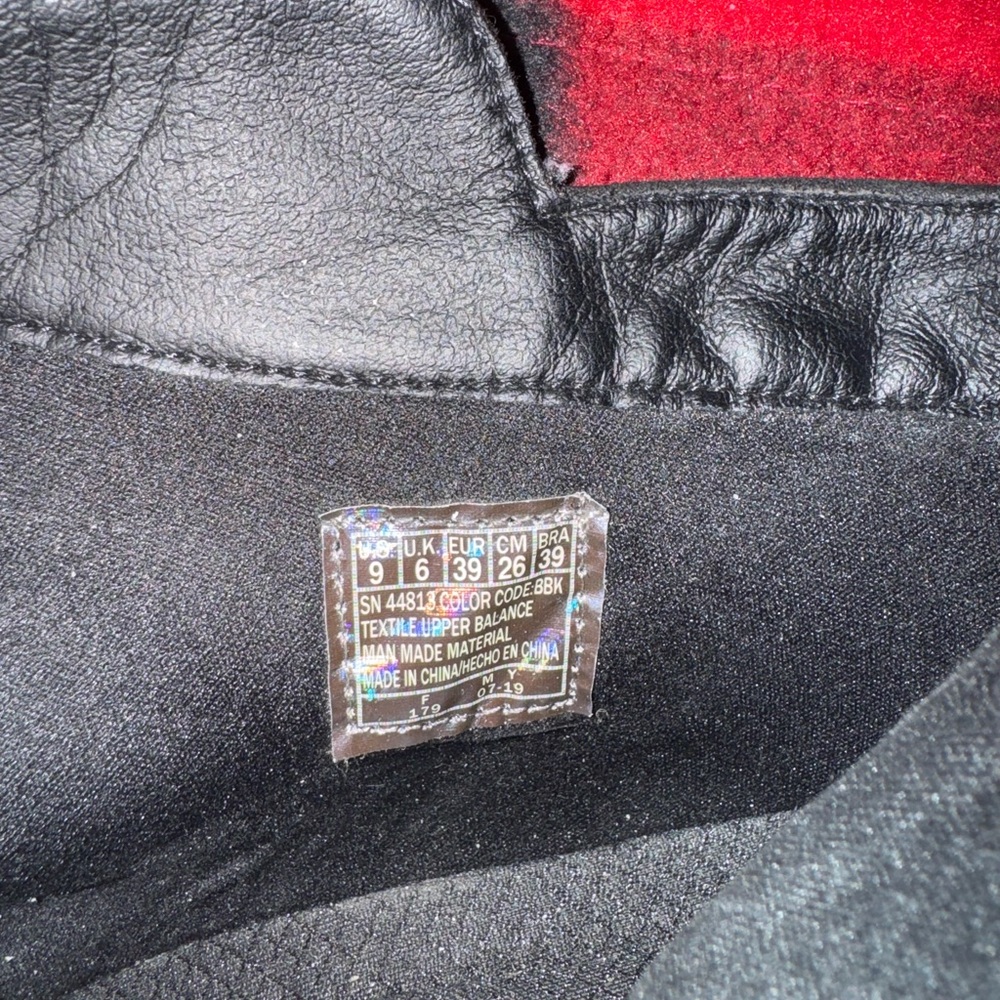 Skechers Black Ankle Booties with Zipper Detail - Picture 4 of 4